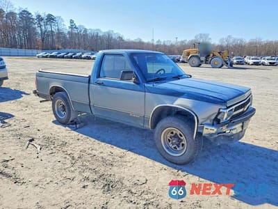 Czwarte zdjęcie samochodu z boku: 1991 CHEVROLET S TRUCK S10 VIN:1GCCS14Z9M8245327 - miniatura