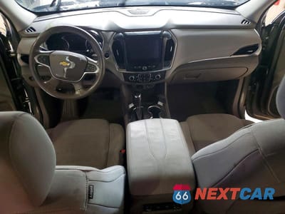 Zdjęcie 8 z 13 samochodu: 2018 CHEVROLET TRAVERSE LT VIN:1GNEVGKW0JJ186997 - miniatura