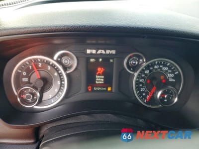 Zdjęcie 9 z 12 samochodu: 2023 RAM 2500 BIG HORN VIN:3C6UR5DJ6PG553336 - miniatura