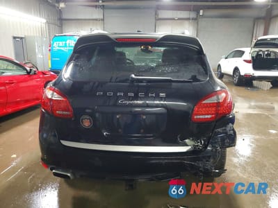Zdjęcie 6 z 13 samochodu: 2014 PORSCHE CAYENNE VIN:WP1AF2A27ELA42989 - miniatura