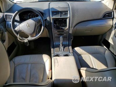 Zdjęcie 8 z 13 samochodu: 2013 LINCOLN MKX VIN:2LMDJ6JK3DBL48784 - miniatura