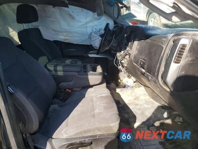 Zdjęcie 7 z 11 samochodu: 2019 CHEVROLET SILVERADO LD K1500 LT VIN:2GCVKPEC3K1142829 - miniatura