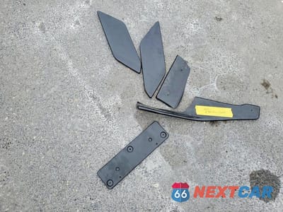 Zdjęcie 12 z 12 samochodu: 2018 KIA STINGER PREMIUM VIN:KNAE25LA8J6026374 - miniatura