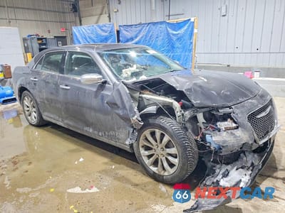 Czwarte zdjęcie samochodu z boku: 2017 CHRYSLER 300C VIN:2C3CCAKG5HH566770 - miniatura