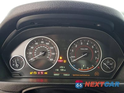 Zdjęcie 9 z 13 samochodu: 2018 BMW 330 XI VIN:WBA8D9C55JEM34919 - miniatura