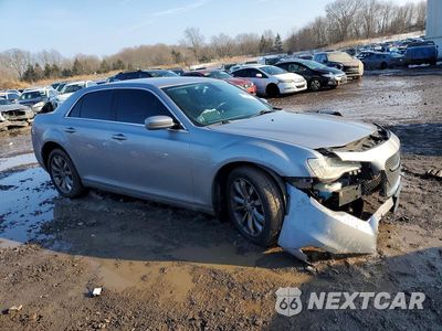 Czwarte zdjęcie samochodu z boku: 2015 CHRYSLER 300 LIMITED VIN:2C3CCARG7FH899409 - miniatura