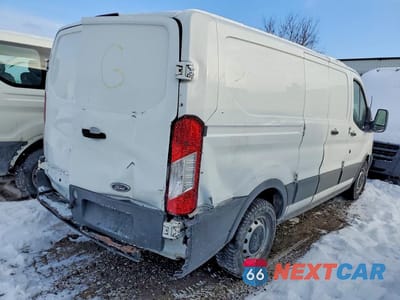 Trzecie zdjęcie samochodu z tyłu: 2017 FORD TRANSIT 150 DELIVERY VAN VIN:1FTYE1ZM3HKA83438 - miniatura
