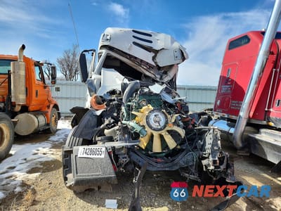 Zdjęcie 9 z 10 samochodu: 2025 VOLVO VNL SEMI TRUCK VIN:4V4NC9EH3SN663086 - miniatura