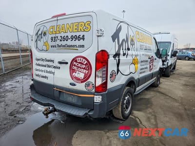 Trzecie zdjęcie samochodu z tyłu: 2018 FORD TRANSIT 250 DELIVERY VAN VIN:1FTYR1ZMXJKA71989 - miniatura