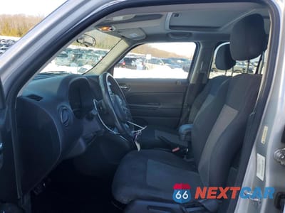 Zdjęcie 7 z 13 samochodu: 2011 JEEP PATRIOT SPORT VIN:1J4NF1GB4BD202461 - miniatura