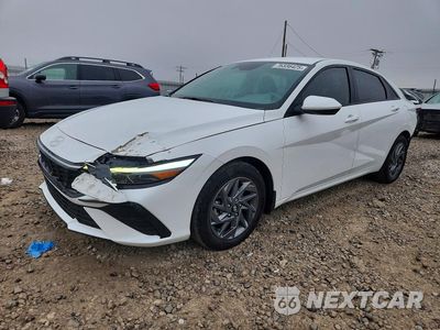 2024 HYUNDAI ELANTRA SEL KMHLM4DG9RU811202 - główne zdjęcie licytacji z USA - miniatura