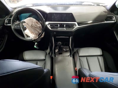 Zdjęcie 8 z 12 samochodu: 2019 BMW 330XI VIN:WBA5R7C58KAJ83895 - miniatura