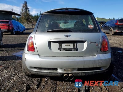 Zdjęcie 6 z 14 samochodu: 2002 MINI COOPER S VIN:WMWRE33462TD55099 - miniatura