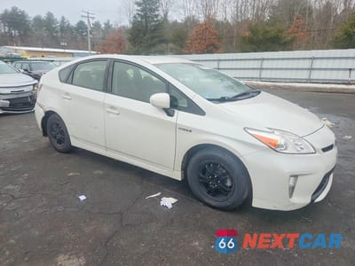 Czwarte zdjęcie samochodu z boku: 2015 TOYOTA PRIUS VIN:JTDKN3DU1F1886132 - miniatura