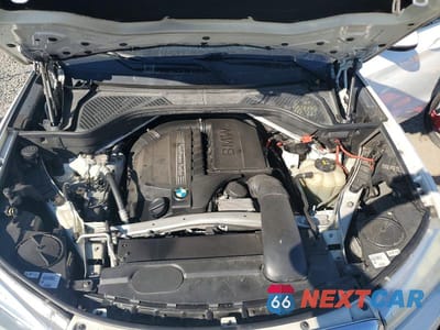 Zdjęcie 12 z 12 samochodu: 2016 BMW X5 SDRIVE35I VIN:5UXKR2C57G0R70762 - miniatura