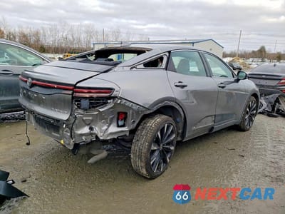 Trzecie zdjęcie samochodu z tyłu: 2024 TOYOTA CROWN PLATINUM VIN:JTDAFAAF9R3006161 - miniatura