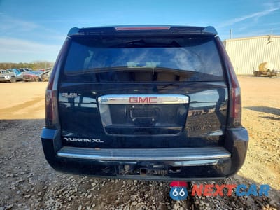 Zdjęcie 6 z 12 samochodu: 2017 GMC YUKON XL DENALI VIN:1GKS1HKJ9HR187163 - miniatura