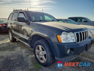 Czwarte zdjęcie samochodu z boku: 2005 JEEP GRAND CHEROKEE LIMITED VIN:1J4HR58285C650772 - miniatura