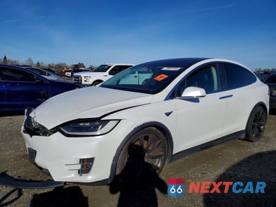 2017 TESLA MODEL X 5YJXCBE24HF066771 - główne zdjęcie licytacji z USA - miniatura