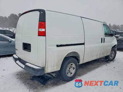 Trzecie zdjęcie samochodu z tyłu: 2025 CHEVROLET EXPRESS G2500 VIN:1GCWGAFP1S1102162 - miniatura