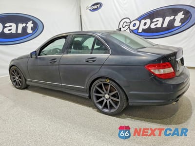 Drugie zdjęcie samochodu z przodu: 2010 MERCEDES-BENZ C 300 VIN:WDDGF5EB0AF423234 - miniatura