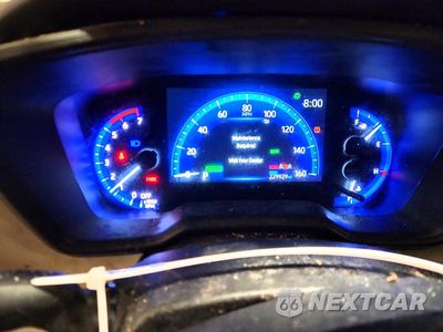 Zdjęcie 9 z 11 samochodu: 2022 TOYOTA COROLLA LE VIN:JTDEAMDE2NJ045927 - miniatura