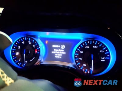 Zdjęcie 9 z 12 samochodu: 2015 CHRYSLER 300 S VIN:2C3CCAGG3FH814309 - miniatura