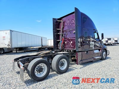 Czwarte zdjęcie samochodu z boku: 2019 FREIGHTLINER CASCADIA 126 VIN:3AKJHHDR4KSHU7042 - miniatura