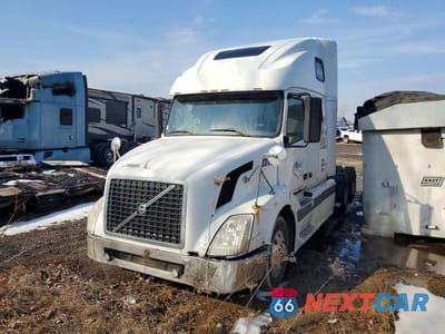 Drugie zdjęcie samochodu z przodu: 2006 VOLVO VNL SEMI TRUCK VIN:4V4NC9GH76N400991 - miniatura