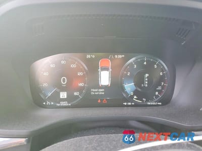 Zdjęcie 9 z 13 samochodu: 2021 VOLVO XC60 T5 INSCRIPTION VIN:YV4102RL6M1814292 - miniatura