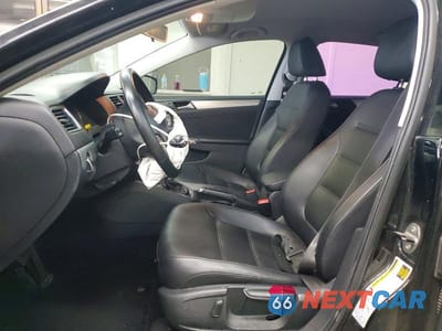 Zdjęcie 7 z 11 samochodu: 2013 VOLKSWAGEN JETTA SE VIN:3VWDP7AJ7DM428435 - miniatura