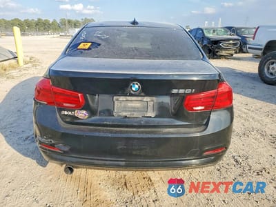 Zdjęcie 6 z 11 samochodu: 2017 BMW 320 I VIN:WBA8E1G58HNU13050 - miniatura