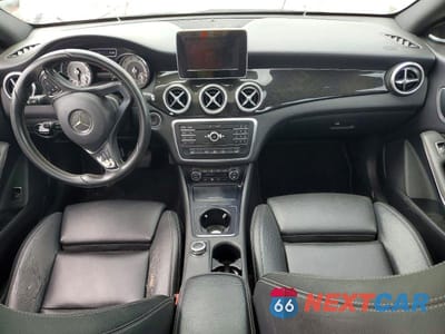 Zdjęcie 8 z 12 samochodu: 2016 MERCEDES-BENZ CLA 250 4MATIC VIN:WDDSJ4GB1GN391747 - miniatura