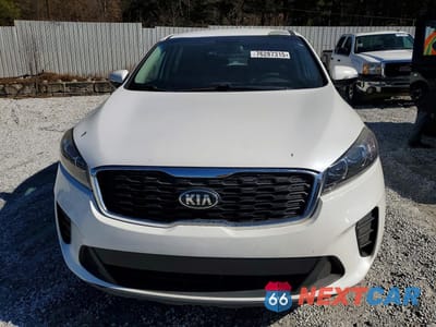 Piąte zdjęcie samochodu w środku: 2019 KIA SORENTO LX VIN:5XYPG4A53KG580563 - miniatura