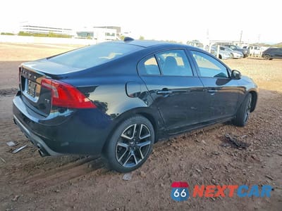 Trzecie zdjęcie samochodu z tyłu: 2017 VOLVO S60 VIN:YV126MFL0H2420920 - miniatura