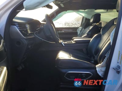 Zdjęcie 7 z 14 samochodu: 2022 JEEP WAGONEER SERIES III VIN:1C4SJVDT0NS105737 - miniatura