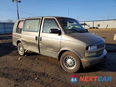 Czwarte zdjęcie samochodu z boku: 1999 CHEVROLET ASTRO VIN:1GBDM19W9XB154499 - miniatura
