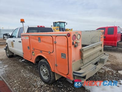 Drugie zdjęcie samochodu z przodu: 2016 CHEVROLET SILVERADO K2500 HEAVY DUTY VIN:1GC2KUEG6GZ350707 - miniatura