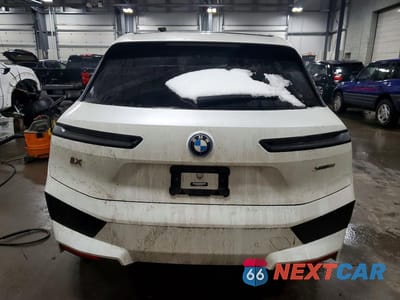Zdjęcie 6 z 12 samochodu: 2024 BMW IX XDRIVE50 VIN:WB523CF03RCN49949 - miniatura