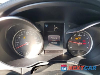 Zdjęcie 9 z 11 samochodu: 2015 MERCEDES-BENZ C 400 4MATIC VIN:55SWF6GB5FU031577 - miniatura