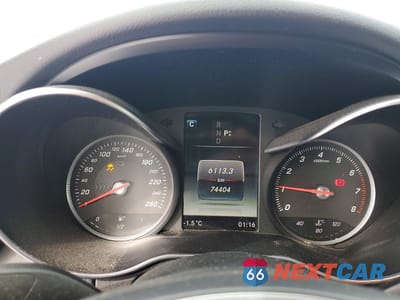 Zdjęcie 9 z 12 samochodu: 2018 MERCEDES-BENZ C 300 4MATIC VIN:55SWF4KB5JU266646 - miniatura