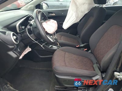Zdjęcie 7 z 12 samochodu: 2020 CHEVROLET SONIC LT VIN:1G1JD5SB1L4133960 - miniatura