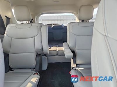 Zdjęcie 10 z 13 samochodu: 2025 FORD EXPLORER ACTIVE VIN:1FMUK8DH3SGA19660 - miniatura