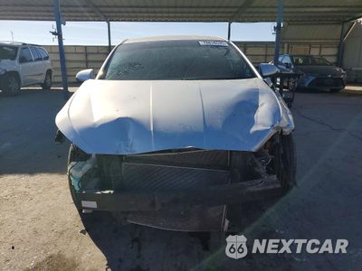 Piąte zdjęcie samochodu w środku: 2019 HYUNDAI ELANTRA SE VIN:5NPD74LF6KH447474 - miniatura