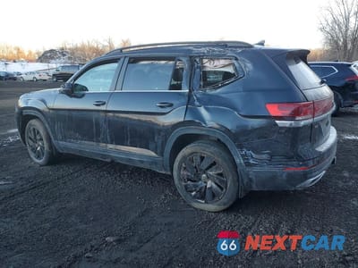 Drugie zdjęcie samochodu z przodu: 2024 VOLKSWAGEN ATLAS SE VIN:1V2KR2CA3RC547725 - miniatura