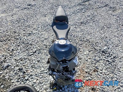 Piąte zdjęcie samochodu w środku: 2010 KAWASAKI ZX600 R VIN:JKAZX4R15AA019395 - miniatura