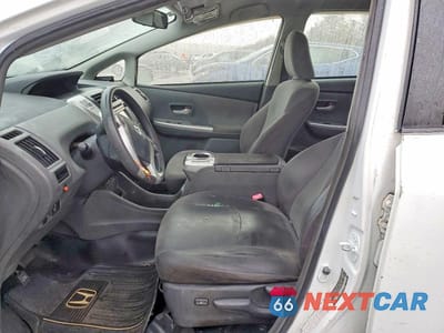 Zdjęcie 7 z 13 samochodu: 2014 TOYOTA PRIUS VIN:JTDZN3EU8E3367109 - miniatura