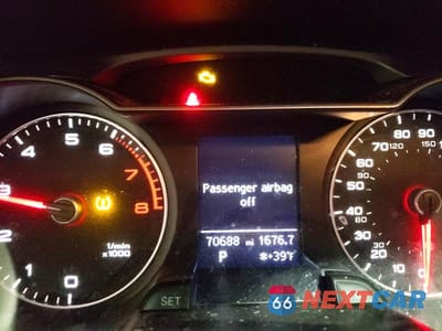 Zdjęcie 9 z 11 samochodu: 2014 AUDI A4 VIN:WAUBFAFL2EN015668 - miniatura