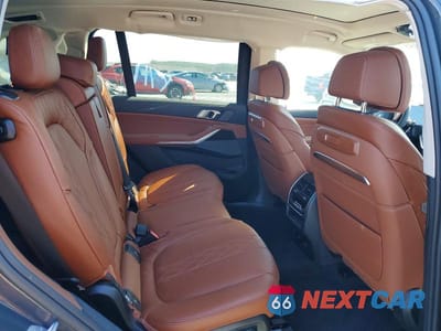 Zdjęcie 10 z 11 samochodu: 2026 BMW X7 XDRIVE40I VIN:5UX23EM03T9187823 - miniatura