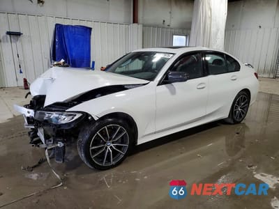 2019 BMW 330XI WBA5R7C58KAJ83895 - główne zdjęcie licytacji z USA - miniatura